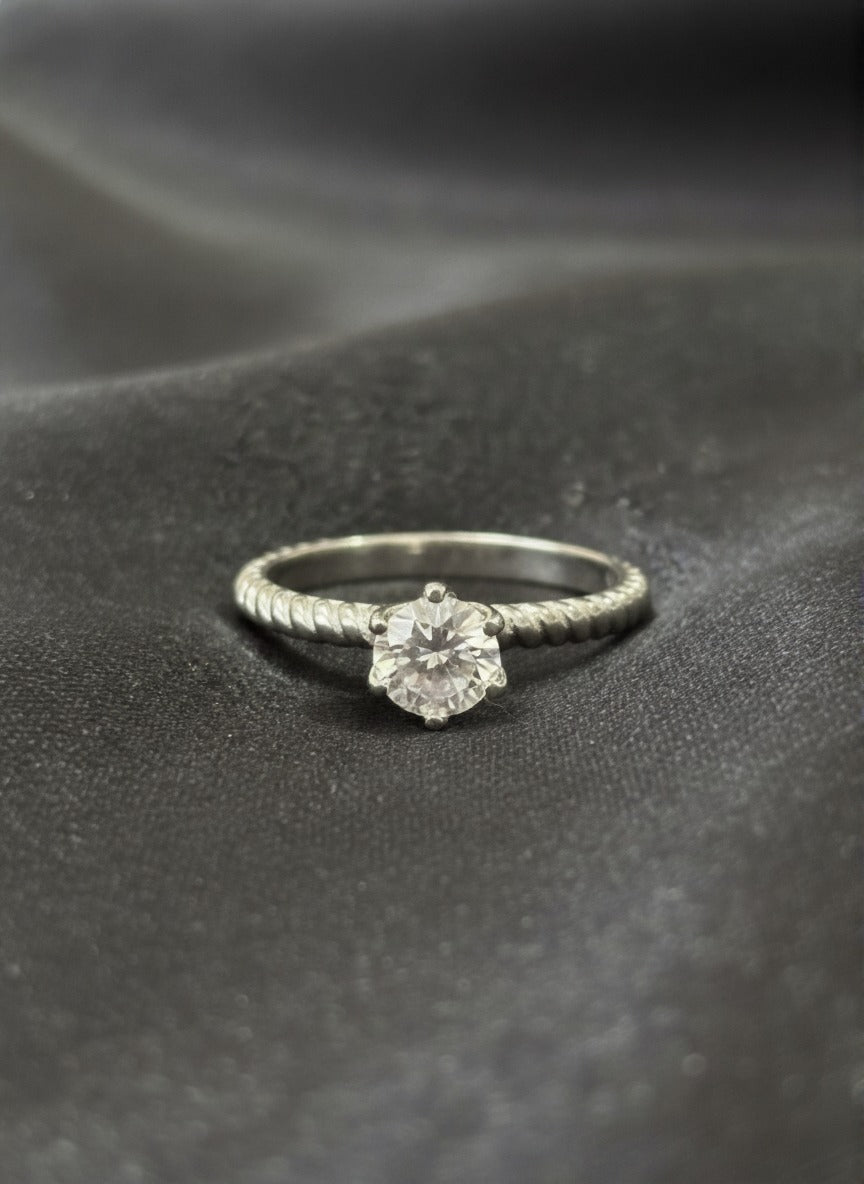 Twisted Rope Solitaire Ring